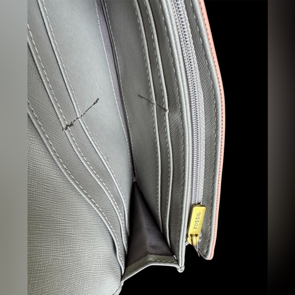 Fossil Pink Leather Women's Wallet / Clutch/ Organizer - Picture 8 of 16